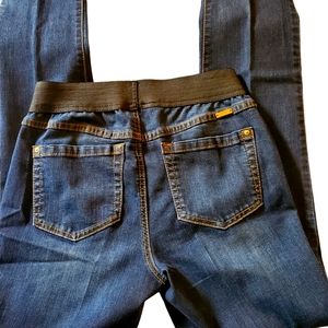 Best 25+ Deals for It Jeans Inc | Poshmark